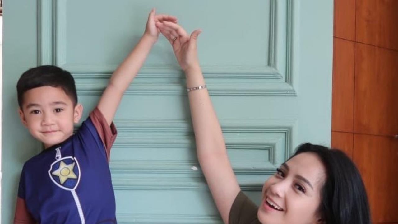 Asisten Raffi Ungkap Foto Kecil Rafathar, Kemiripannya dengan Rayyanza Bikin Heboh!