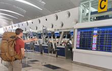 Tujuh Penerbangan di Bandara Kualanamu Delay karena Kabut Asap