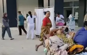 Gempa Flores NTT: RSUD Komodo Labuan Bajo Rusak, Pasien Dirawat di Halaman