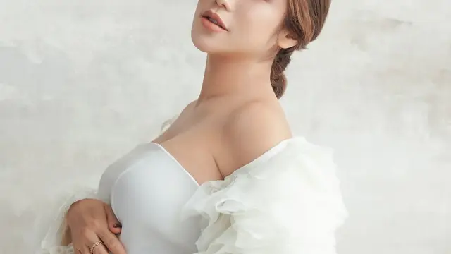 Momen Jessica Iskandar dan putri pertamanya