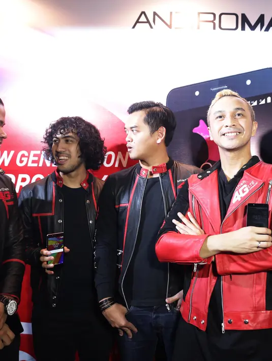 Dalam acara itu Giring mengingatkan, yang penting tidak menganggu kehidupan sosial. Apalagi untuk sebuah karya. (Andy Masela/Bintang.com)