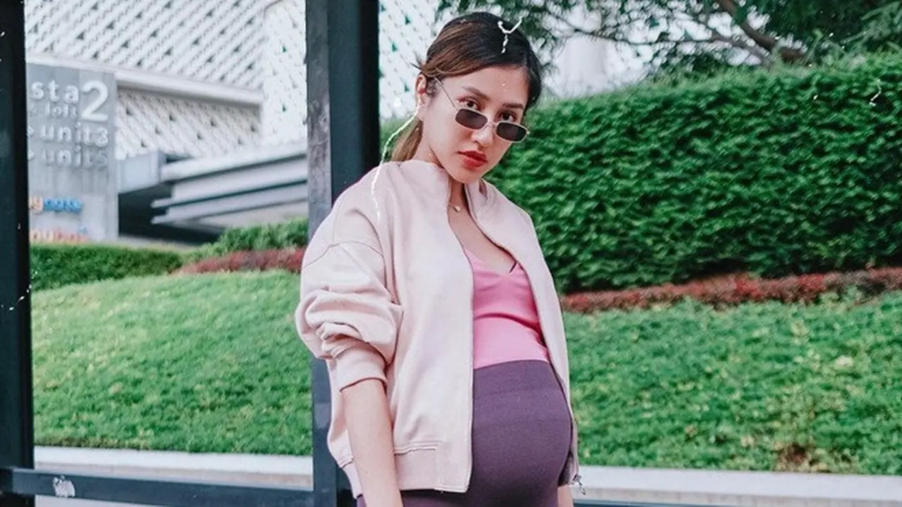 5 Gaya Sporty Louise Anastasya saat Hamil Besar, Bisa Jadi Inspirasi
