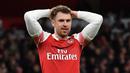 Aaron Ramsey menjelma menjadi pemain penting di skuat Arsene Wenger setelah didatangkan dari Cardiff City saat berusia 17 tahun. Ia tercatat telah mempersembahkan tiga gelar Piala FA untuk Arsenal. Sayangnya The Gunners harus melepasnya akibat sering terkena masalah cedera. (AFP/Ben Stansall)