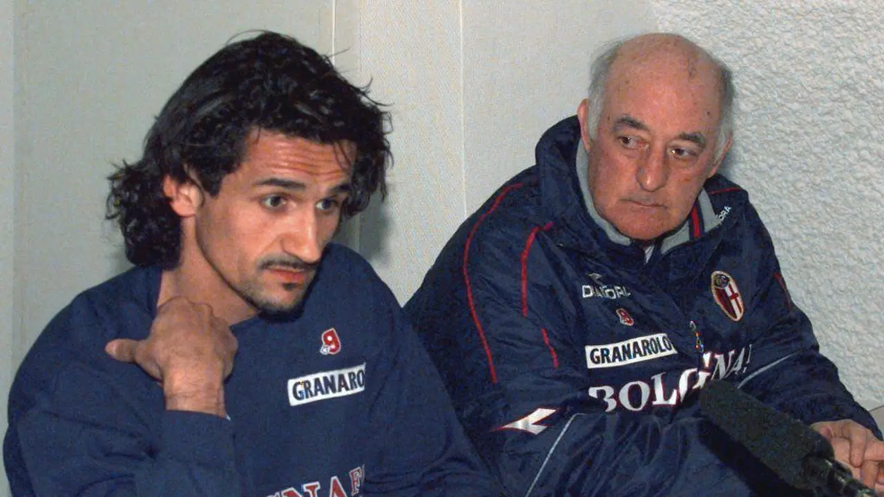 Carlo Mazzone (kanan)
