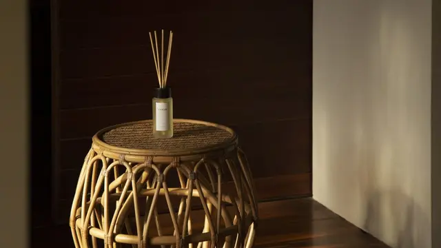Produk reed diffuser CAMANI