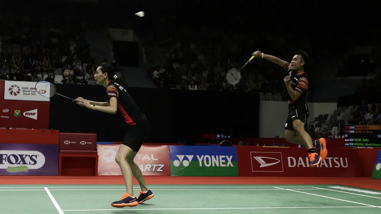 Hafiz Faizal/Gloria Emanuelle Widjaja