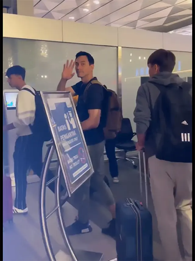 Donna Agnesia dan Darius Sinathrya