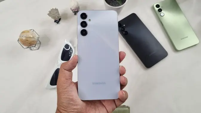 <p>Tampilan Samsung Galaxy A05s yang baru meluncur di Indonesia. (Liputan6.com/Agustinus M. Damar)</p>
