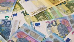 Ilustrasi mata uang Euro. (Photo by Ibrahim Boran on Unsplash)