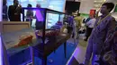 Miniatur kapal laut pembawa minyak dipamerkan saat pameran Indonesian Petroleum Association di Jakarta Convention Center, Jakarta, Rabu (20/5/2015). (Liputan6.com/Faizal Fanani)