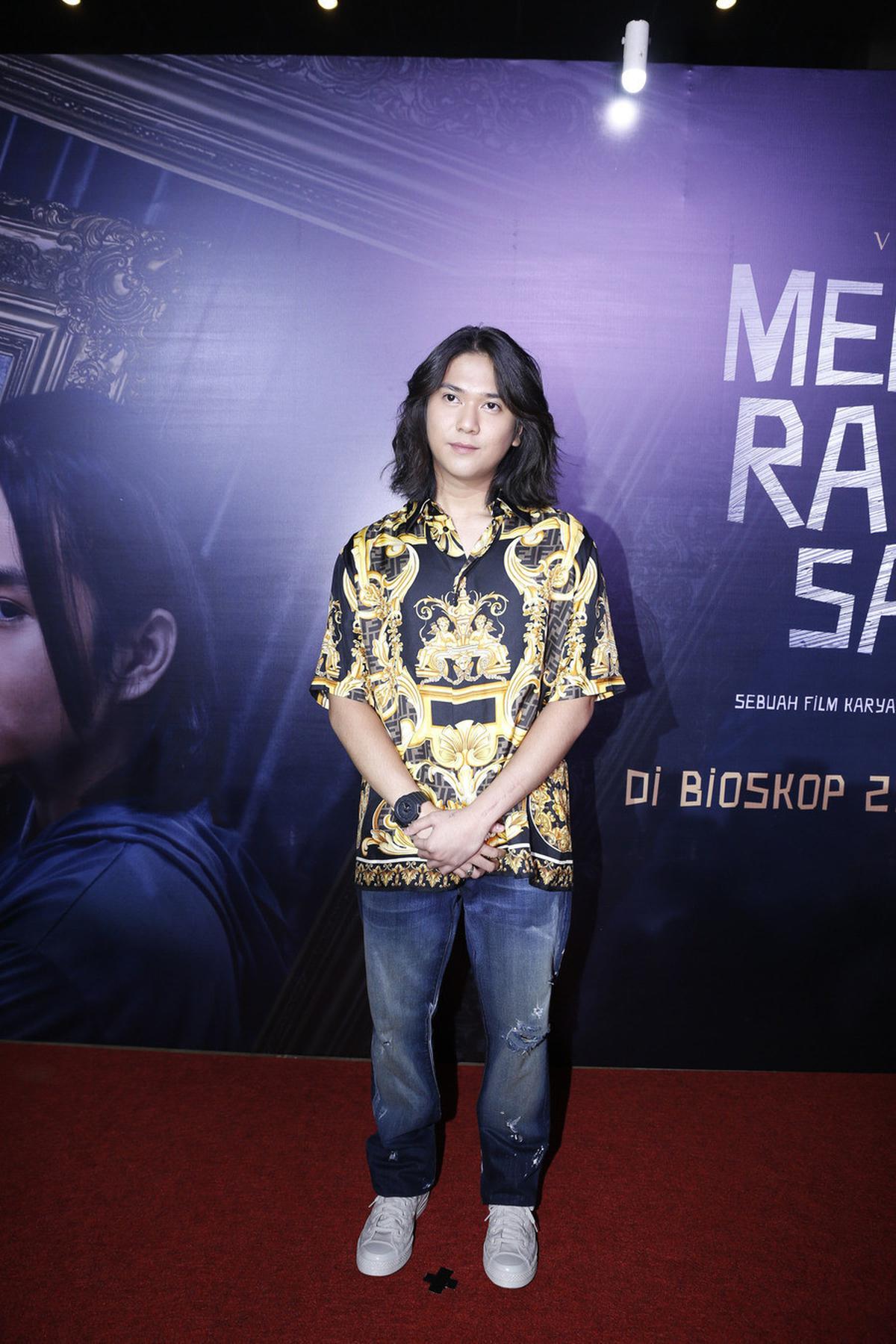 Selain bermain di film "DILAN 1990", Iqbaal Ramadhan juga mengeksplorasi peran-peran yang lebih menantang.&nbsp;