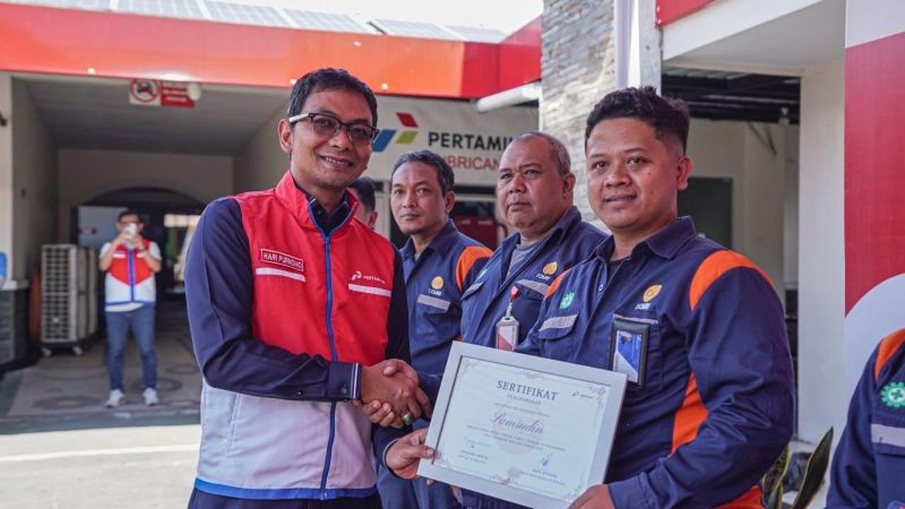 Pertamina Patra Niaga Beri Apresiasi Awak Mobil Tangki Terbaik Jaga Distribusi BBM Natal 2025 dan Tahun Baru 2026