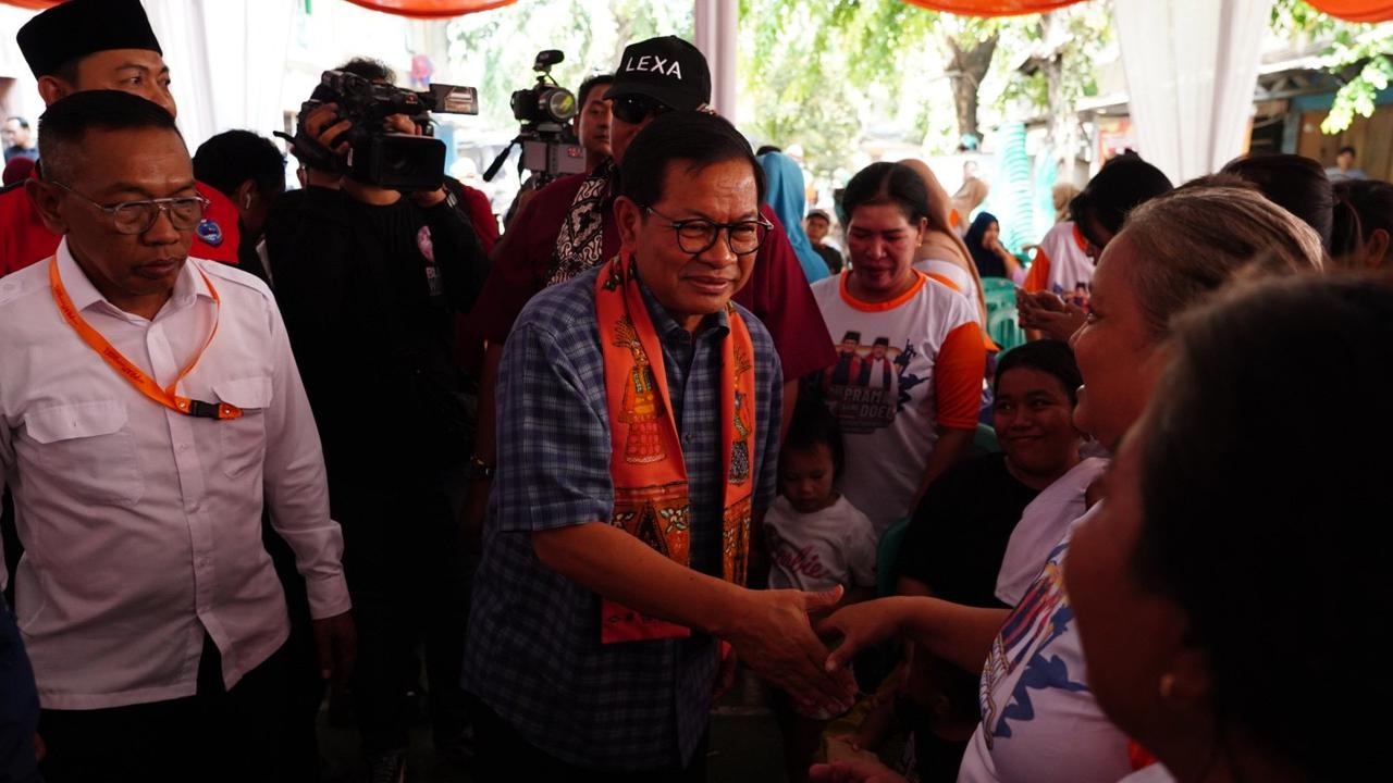 Pramono Janji Beri Pelatihan Bagi PKL di Pasar Serdang Kemayoran