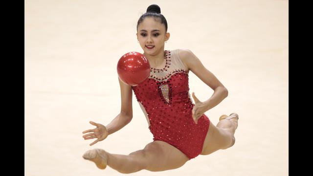 Foto: Sutjiati Narendra, Pesenam Keturunan Paman Sam Asal Lampung yang Berjaya di PON XX Papua