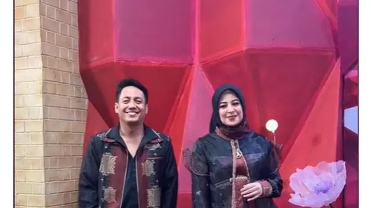 6 Potret Risty Tagor dan Sosok Pria Disebut Suami Keempat, Kerap Tampil Bersama