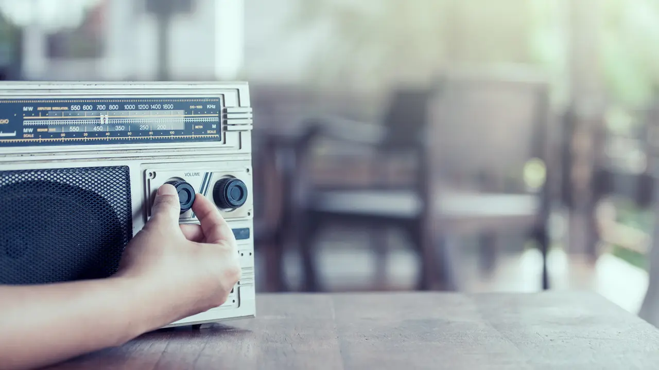 Mendengarkan musik (iStock)