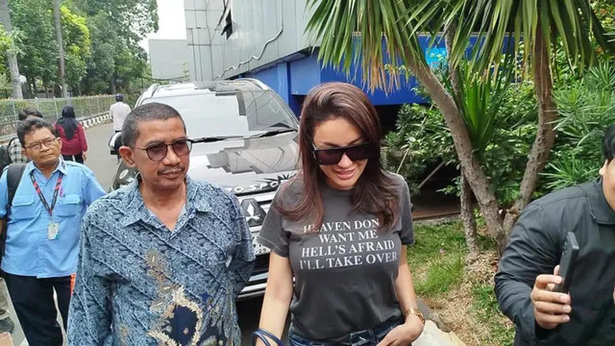 Lolly Minta Maaf Setelah Vadel Badjideh Dipolisikan, Nikita Mirzani: Laura Akan Sadar Pilihannya Salah