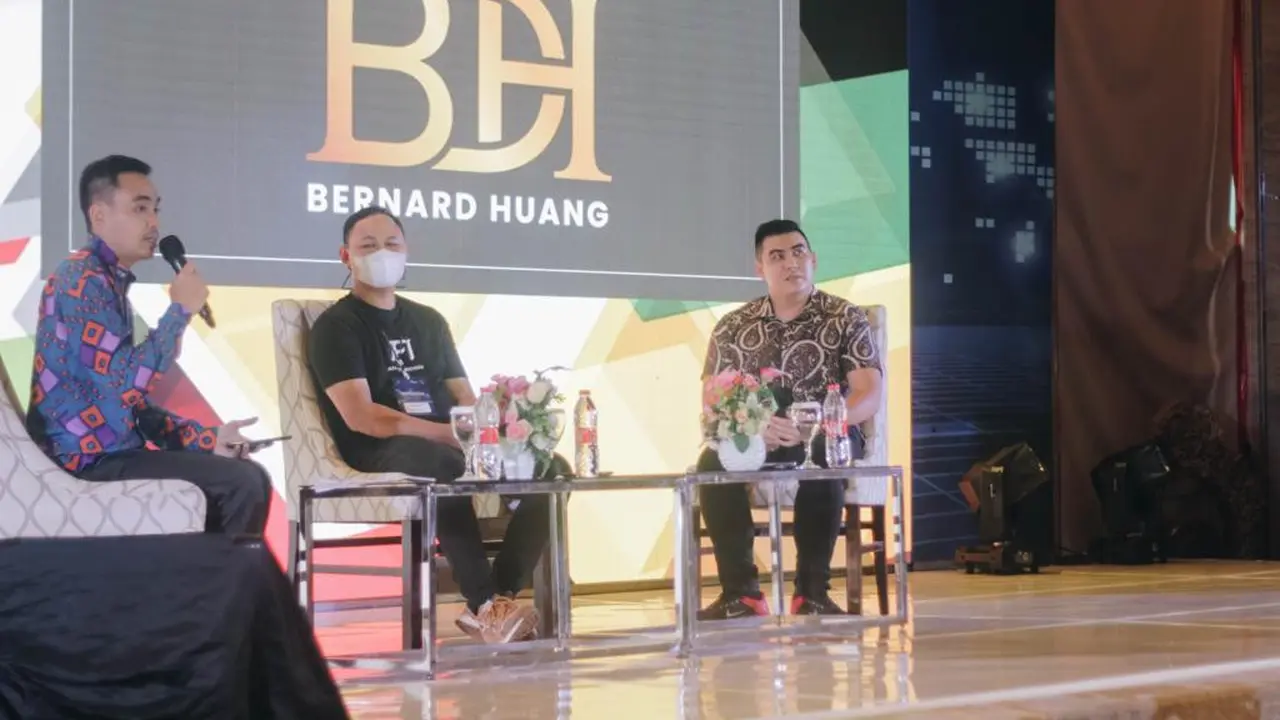 Bernard Huang