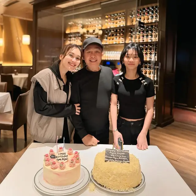 8 Potret Ayu Ting Ting Rayakan Ultah Ayahnya, Kompak Pakai Outfit Serba Hitam yang Elegan