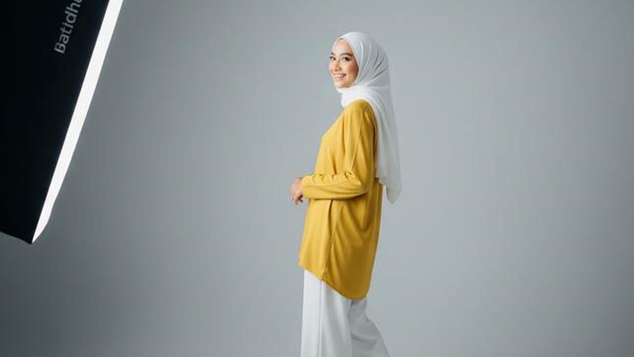 Baju Lemon Cocok dengan Jilbab Warna Apa? Cek 7 Padu Padan Ini untuk Tampil Pede