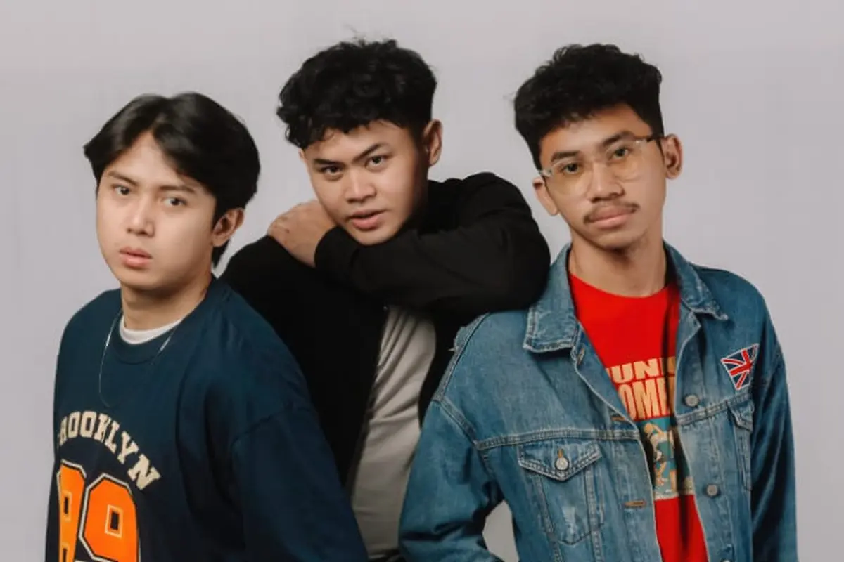 Band Heylo Jeylo