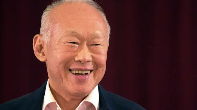 Lee Kuan Yew Menangis