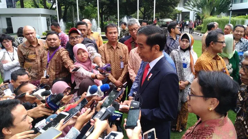 Presiden RI Joko Widodo atau Jokowi di Kementerian Luar Negeri RI Jakarta, usai menyampaikan meresmikan pembukaan Rapat Kerja Kepala Perwakilan RI di Luar Negeri (12/2/2018) (Sumber: Kemlu RI)