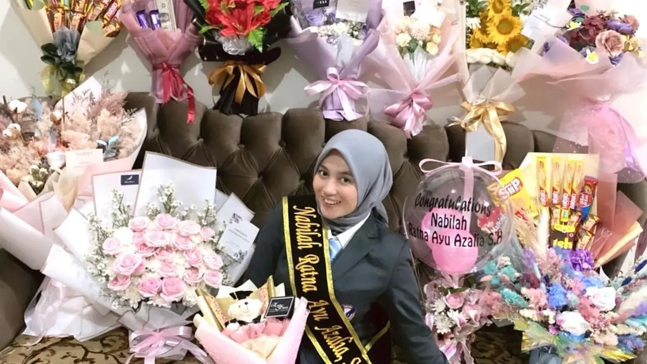 Nabilah eks JKT 48 makin cantik berhijab