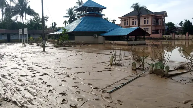 Cagar Budaya Terdampak Bencana Banjir Bandang Aceh Mulai Dibersihkan, Lumpur Tebal Jadi Tantangan