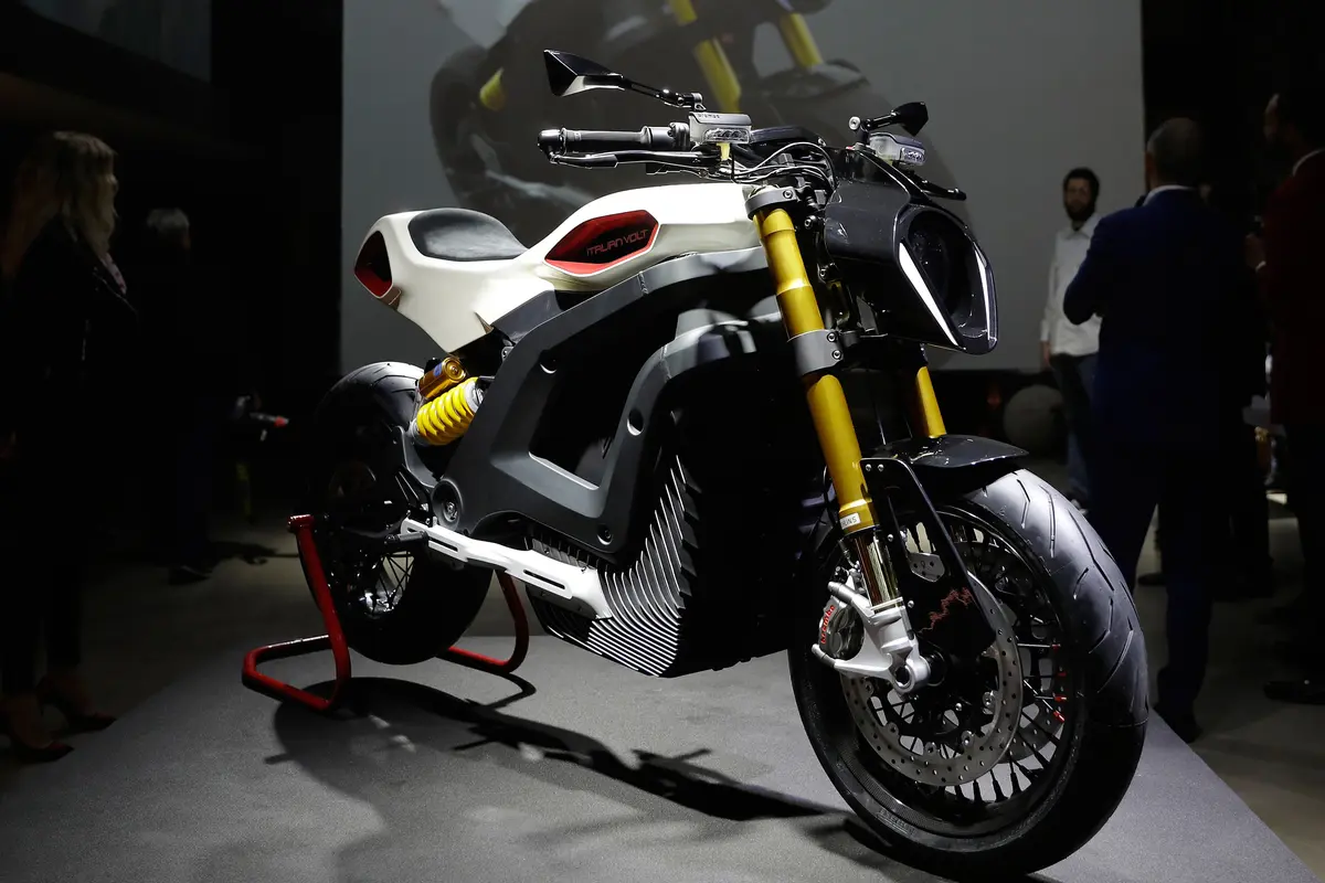 Selain Jago Ngebut, Motor Listrik ini Tampil Futuristik