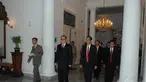 Rabu (13/8/14), Menteri Luar Negeri Korea Utara Ri Su Yong menemui Gubernur DKI Jakarta Joko Widodo di Balai Kota. (Liputan6.com/Herman Zakharia)