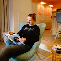 Udara ruangan bebas dari virus dan bakteri  (Photo by CoWomen on Unsplash)