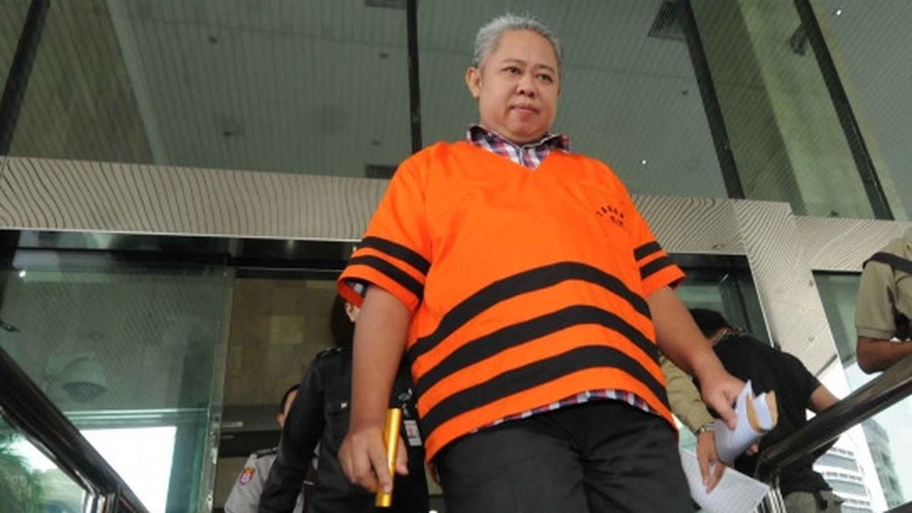 Usai diperiksa di KPK, tersangka Majelis Hakim PTUN Medan membisu