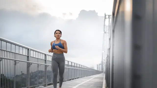 Melatih pernapasan penting untuk pelari pemula