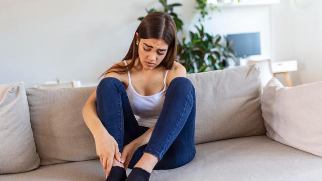 Ilustrasi asam urat di usia muda