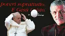 Zucchetto atau penutup kepala yang dikenakan Paus Fransiskus tertiup angin saat menghadiri upacara peringatan 25 tahun kematian Don Tonino Bello di Alessano, Italia (20/4). (AFP/Vincenzo Pinto)