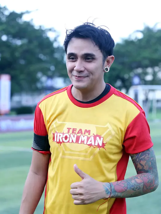 Vicky Nitinegoro yang memperkuat tim Captain America, harus mengakui kekalahan dari tim Iron Man yang diperkuat oleh Rizky Alatas, Rifky Balweel, Fauzan Nahrul, Al Ghazali, Ammar Zoni, Handika Pratama dll. (Nurwahyunan/Bintang.com)