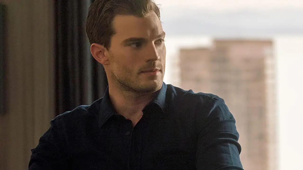 Jamie Dornan dalam Fifty Shades Darker (Doane Gregory - © Universal Pictures)