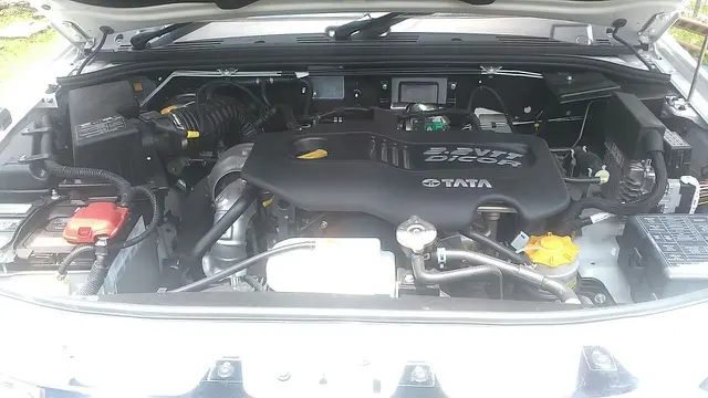 Tata Xenon XT 
