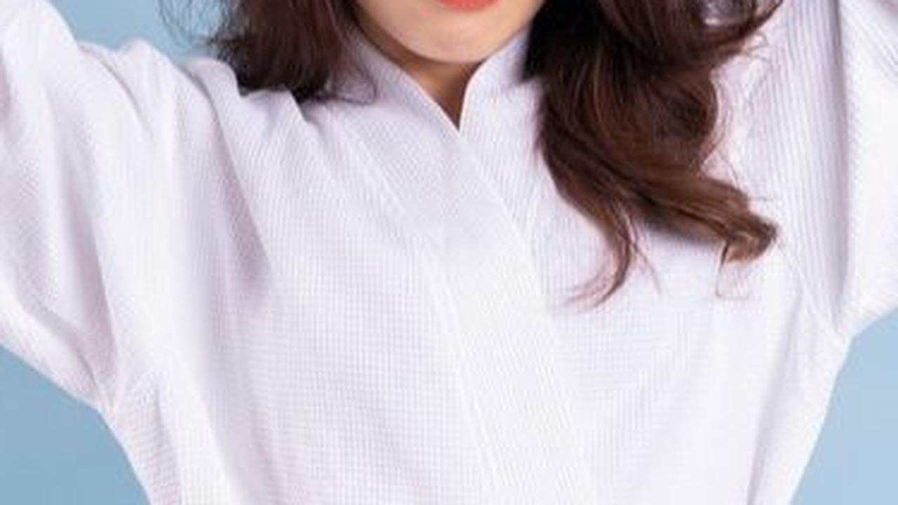4. Untuk Kerontokan Rambut, Ketahui Penyebabnya agar Tidak Salah Pilih<br>