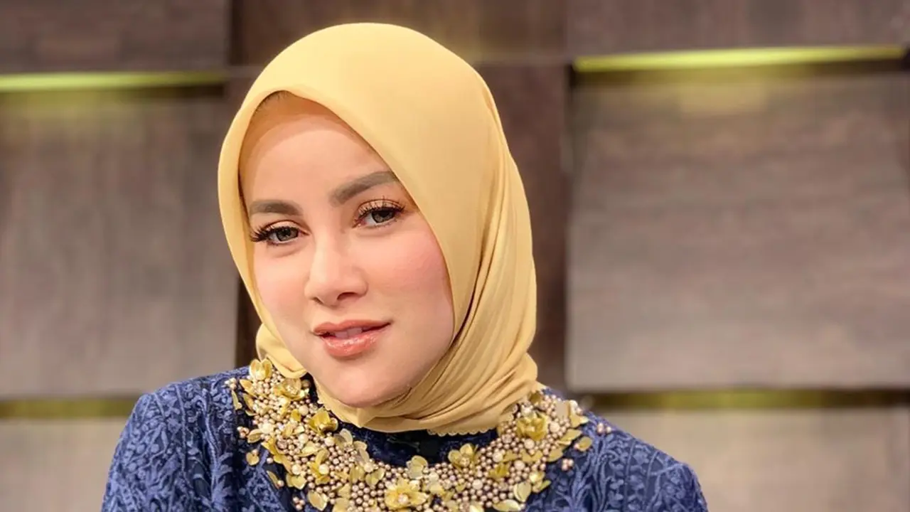 Olla Ramlan Berhijab 3
