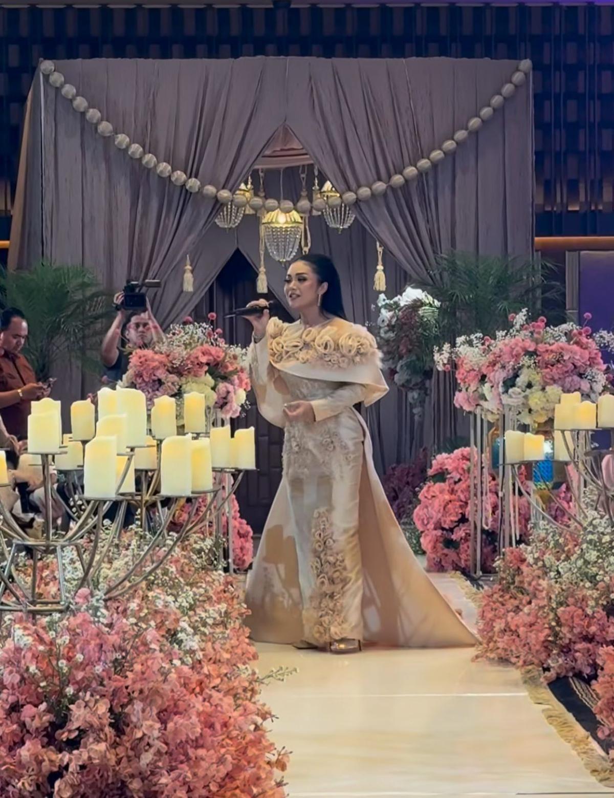 7 Potret Aqiqah Anak Kedua Lesti Kejora dan Rizky Billar, Intip Kemewahan dan Kehadiran Artis Ternama