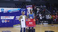 Pemain asing Satria Muda di ajang Perbasi Cup 2016, Dior Lowhorn, berharap tetap tampil di kompetisi basket Indonesia pada tahun depan. (Bola.com/Andhika Putra)
