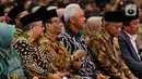 Dalam dialog yang dihadiri mahasiswa, para kader Muhammadiyah dan masyarakat umum tersebut pasangan capres dan cawapres menyampaikan visi dan misinya. (Liputan6.com/Herman Zakharia)