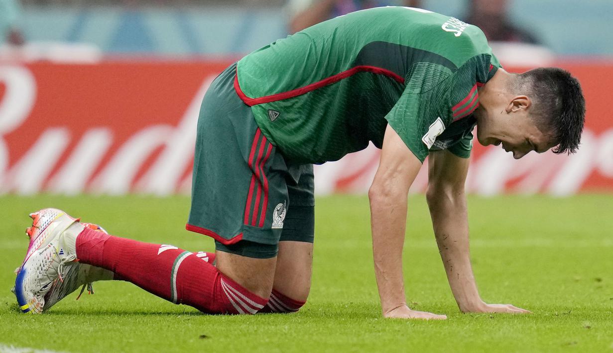 Jika kemenangan itu bertahan hingga pertandingan usai, penentuan lolos sebagai runner up harus ditentukan melalui hitungan kedisiplinan, siapa yang kartu kuningnya lebih sedikit akan lolos. (AP Photo/Ricardo Mazalan)