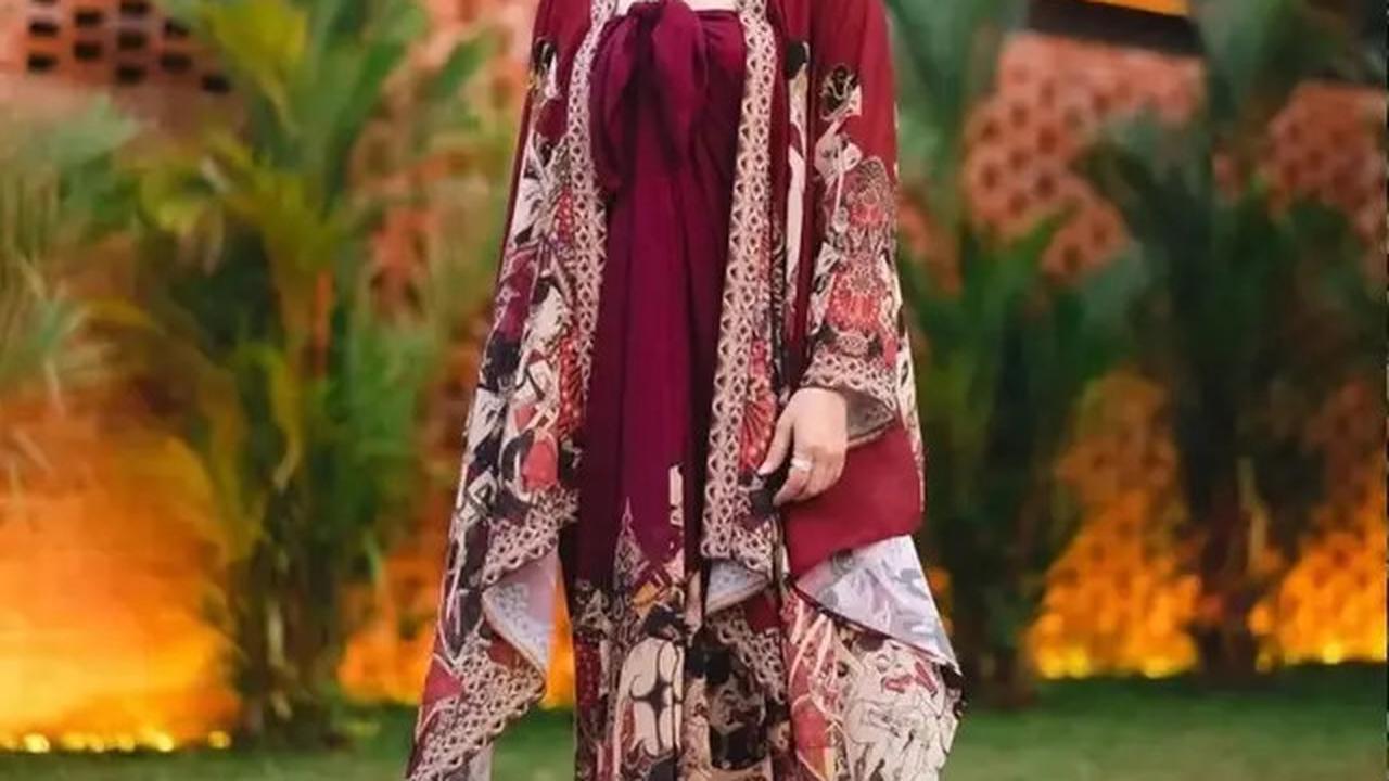 Foto-Foto Kebaya ala Rossa, Anggun Bawakan Budaya Indonesia