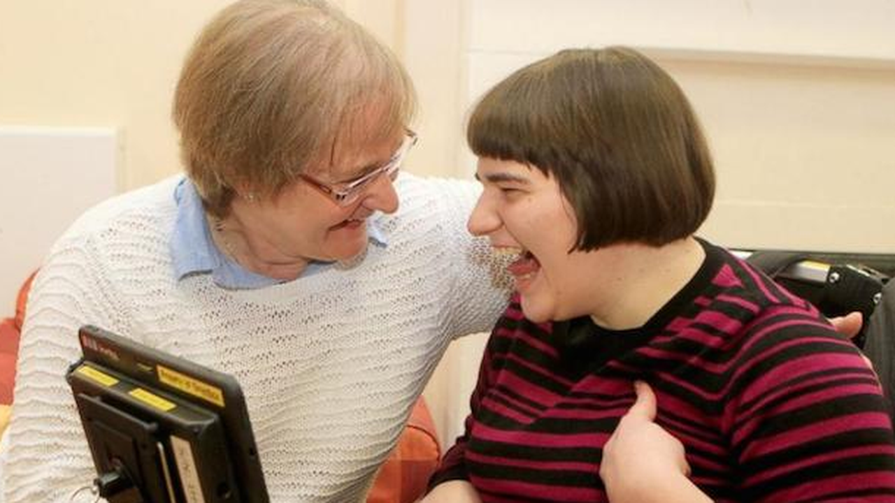 Akhirnya, Gadis 21 Tahun Ini Berbicara Pertama Kalinya