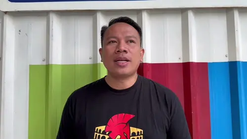 Vicky Prasetyo Dilaporkan ke Polisi Terkait Dugaan Penipuan Proyek Mini  Soccer dan Jalan Beton, Kerugian Capai Rp 1,8 Miliar - ShowBiz Liputan6.com