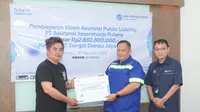 Jasaraharja Putera Bayar Klaim Asuransi Rp 2,6 Miliar usai Tanggul di Kalsel Jebol