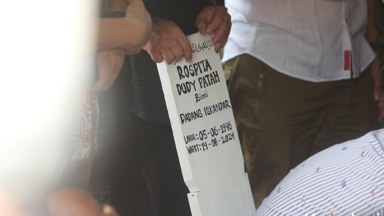 Sang Ibunda Meninggal Pada 14 Agustus 2024 Pukul 17.13 WIB